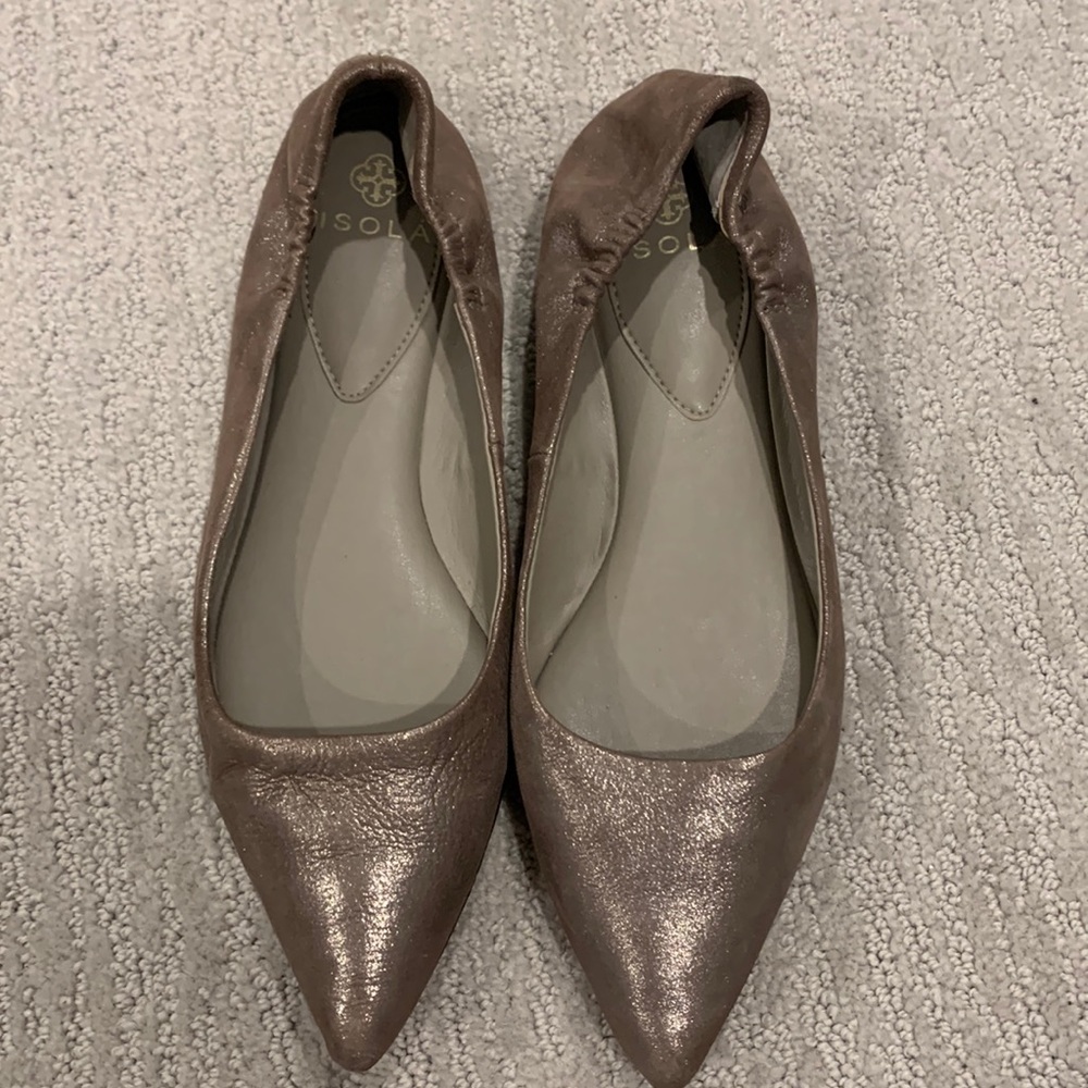 Size 7.5 Sparkly Champagne Color Pointed Flats Fr… - image 1